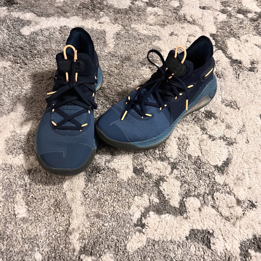 Under Armour Steph Curry 6's